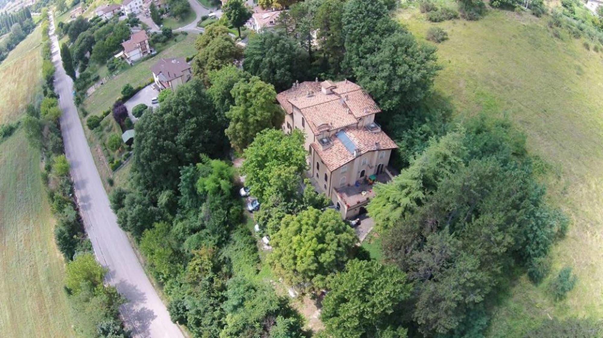 La Locanda del Borgo Pietralunga (Umbria) Exterior foto
